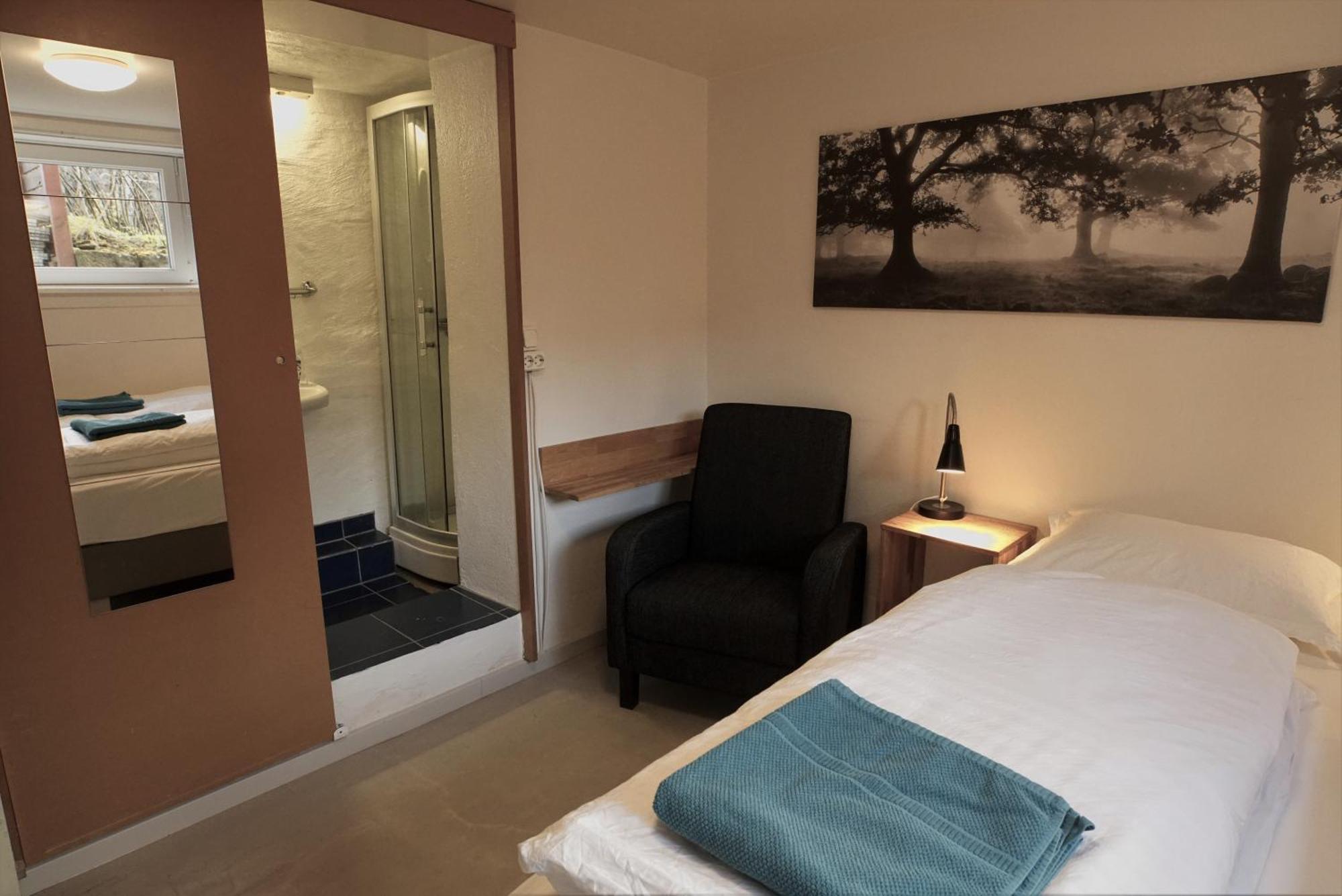 Main Street X-small, Ensuite Bathroom And Own Kitchen *